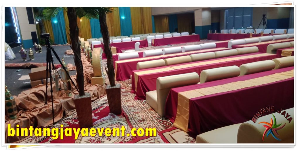 Sewa Meja Lesehan Untuk Acara Rapat Di Daerah Bandung