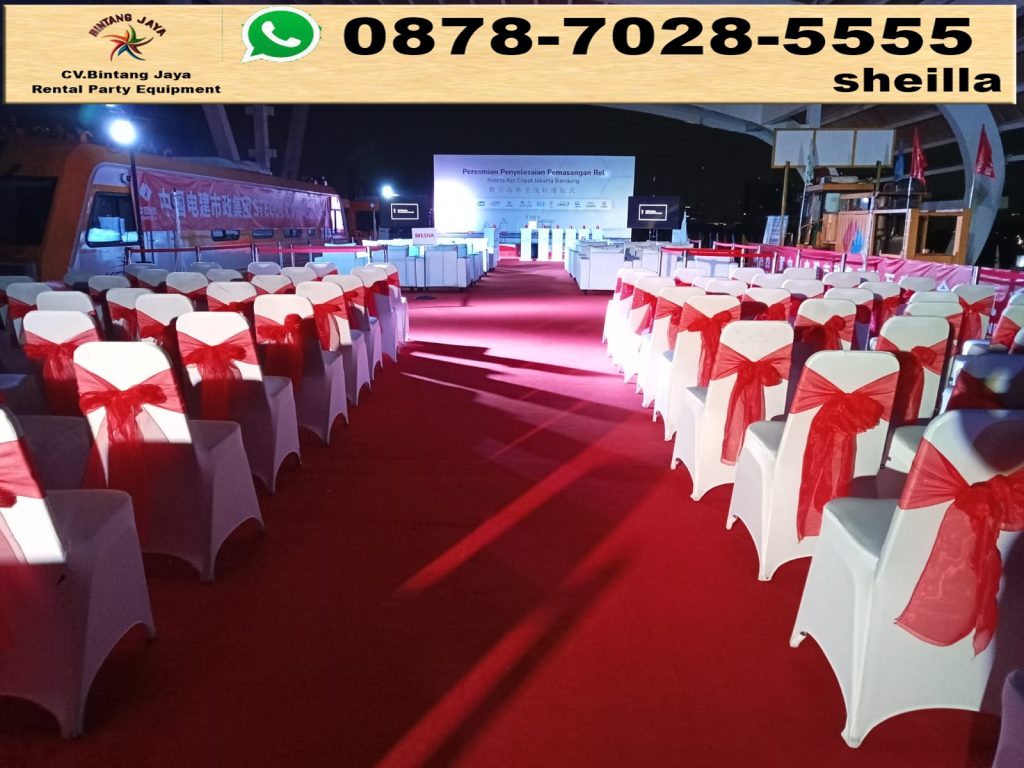 Sewa kursi futura cover streeth putih pita merah murah jakarta