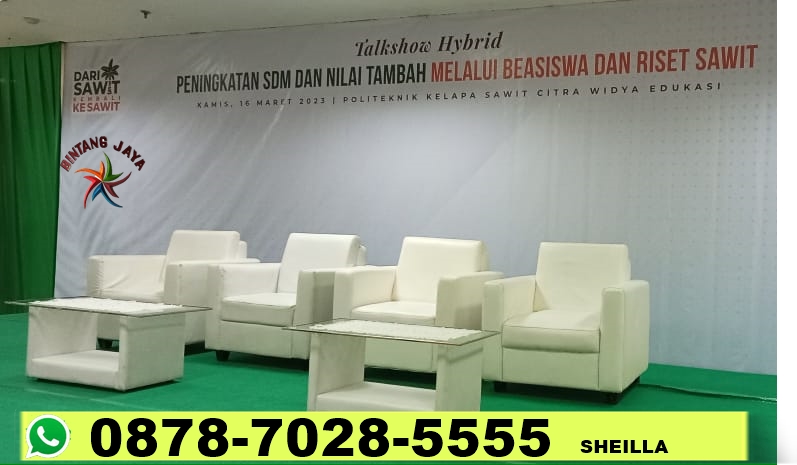 Sewa sofa kotak single putih VIP Gambir Jakarta Pusat
