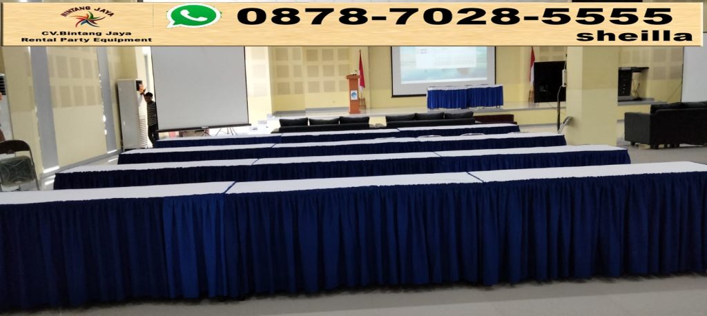 Sewa meja kotak taplak putih sekerting biru murah Jakarta