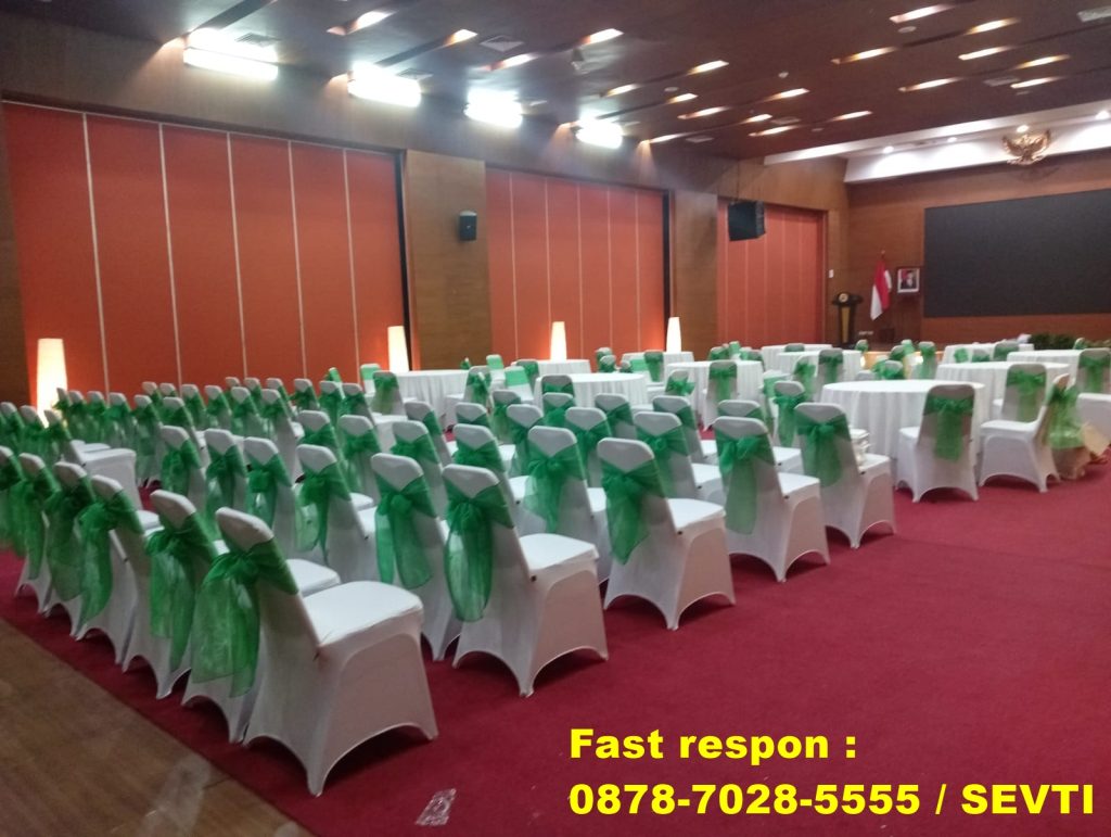 Melayani sewa kursi futura putih pita hijau Bogor