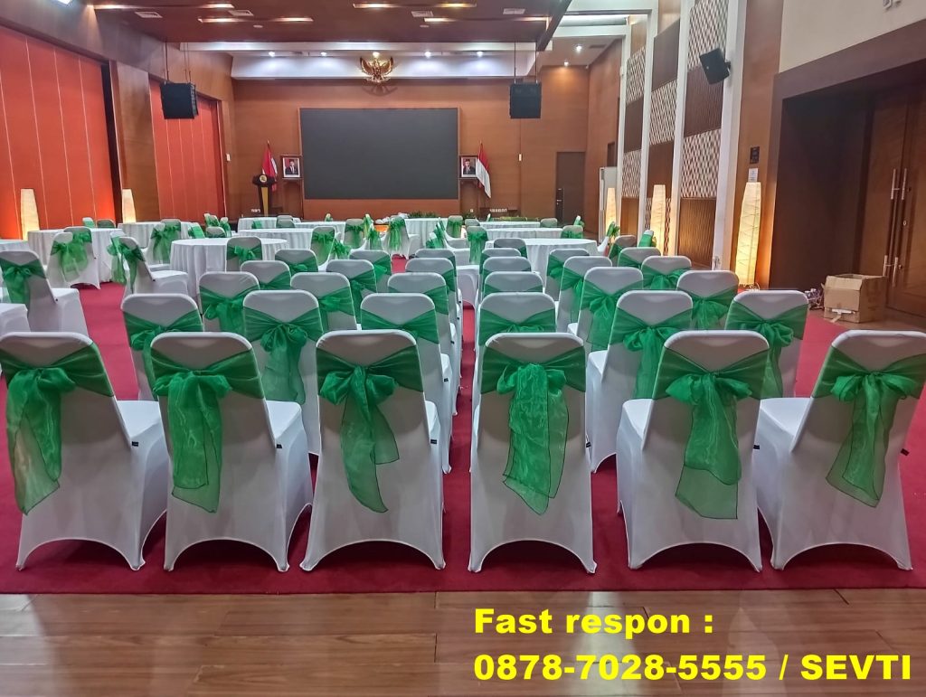 Melayani sewa kursi futura putih pita hijau Bogor