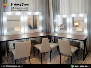 Rental Kaca Rias Putih Lampu Premium untuk Dressing Room dan Studio Makeup